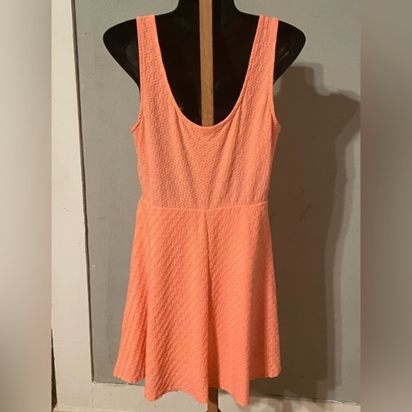 Large Mossimo pink coral color lined sleeveless A line flare stretch midi dress - Picture 9 of 14